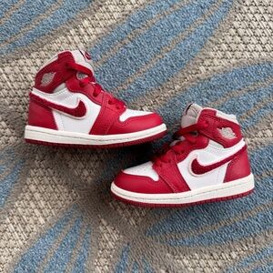 Nike Air Jordan 1‎ Retro High OG (TD) Toddlers' Shoes Red White Size 6C